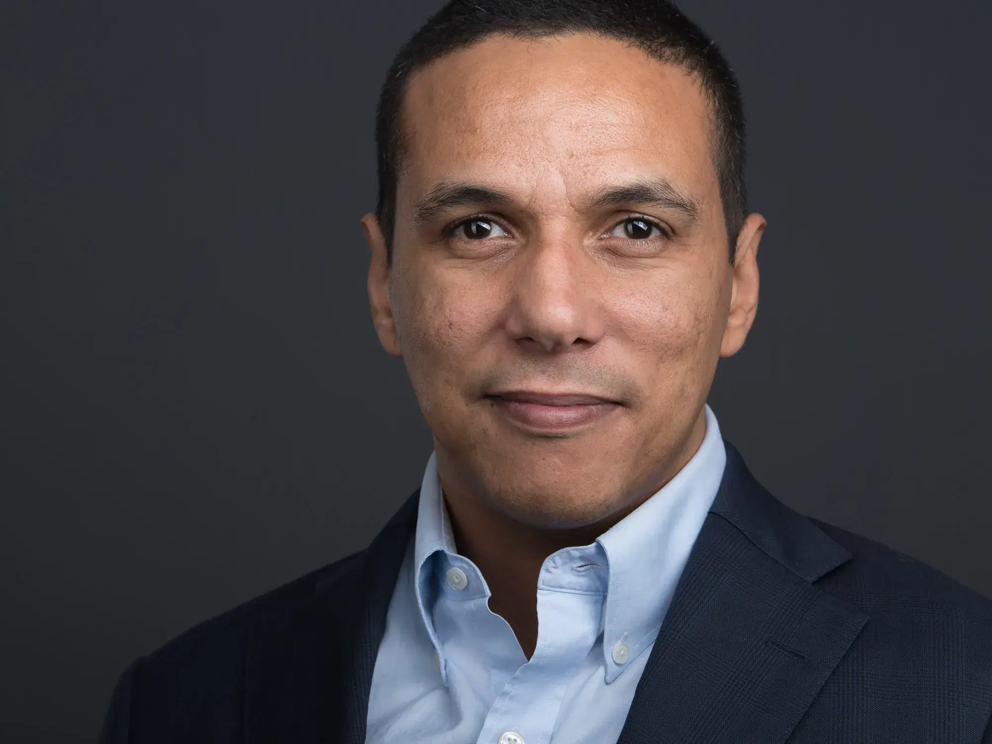 Corporate Headshots vs. LinkedIn Headshots: What's the Difference?