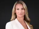 Emily R., Pallas Capital Advisors — professional headshot by Damon Bates Photography